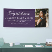 卒業おめでとうございます紫の卒業写真 横断幕 (トレードショー)