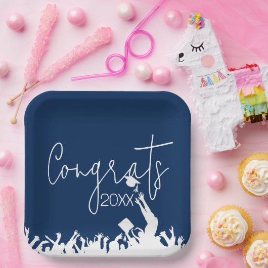 卒業おめでとうとホワイトキャップ ペーパープレート (パーティー)