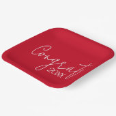 卒業おめでとうオン赤 ペーパープレート (傾斜あり)