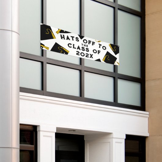 卒業おめでとう上級 横断幕 (ビルの外側)