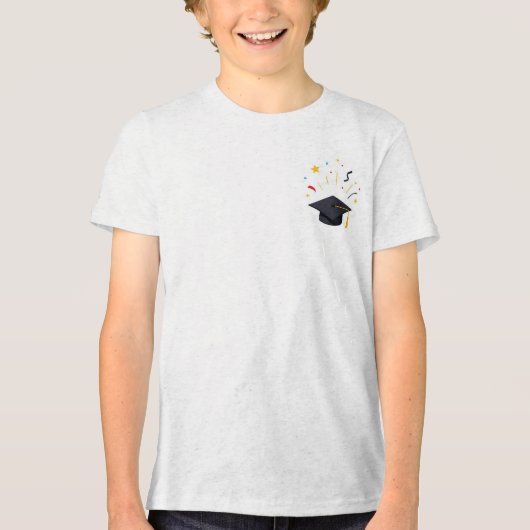 卒業おめでとう キャップを投げる卒業式の祝賀 トライブレンドTシャツ (正面)