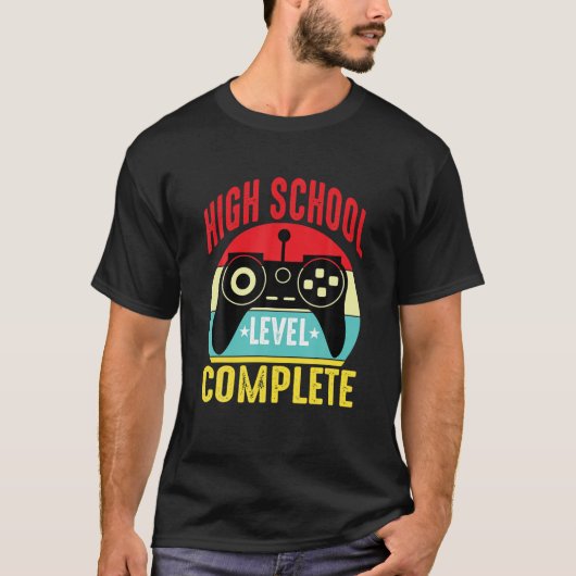 卒業おもしろい – シニア・ゲーマー2021グラッドギフト Tシャツ (正面)