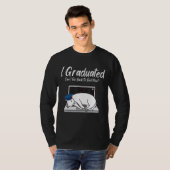 卒業したら卒業した猫をベッドに戻す Tシャツ (正面フル)