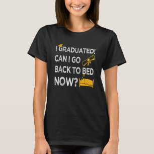 卒業したら卒業生に戻れまカッコいいす Tシャツ