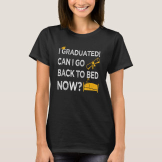 卒業したら卒業生に戻れまカッコいいす Tシャツ