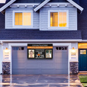 卒業と赤のカラー、黒とオレンジ 横断幕