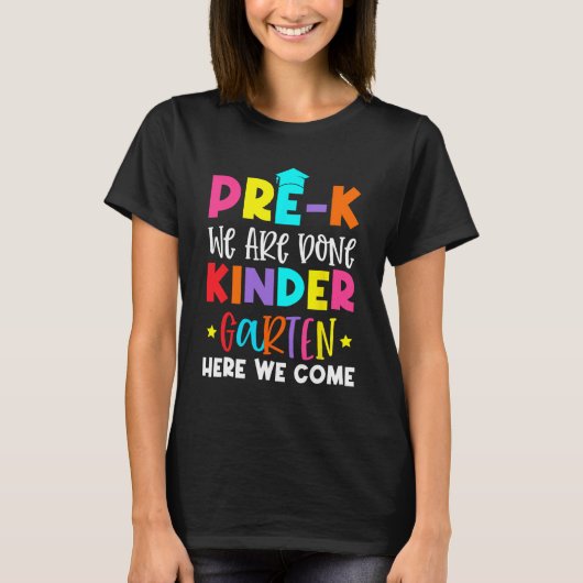 卒業の幼稚園ここ来だ Tシャツ (正面)