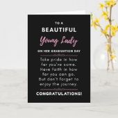 卒業の日に美しい若い女性に カード (黄色い花)