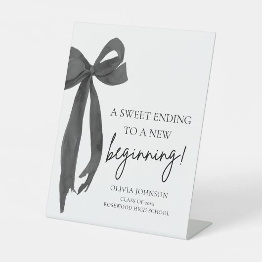 卒業を甘い結末で新しいスタートを切る 台座サイン (正面)