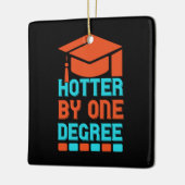 卒業アートが1度熱くなる セラミックオーナメント (左)