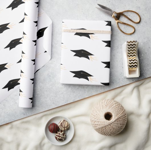 卒業キャップ及びタッセル ラッピングペーパー (クラフト)