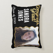 卒業クラス名パーソナライズされた年黒金ゴールド アクセントクッション (正面(垂直))