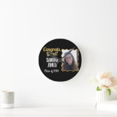 卒業クラス名パーソナライズされた年黒金ゴールド ラウンド壁時計 (ホーム)