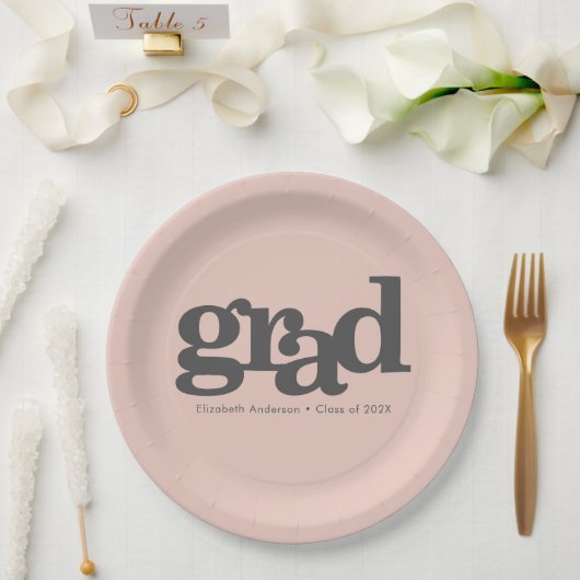 卒業グレーはっきりしたタイポグラフィ赤面ピンク ペーパープレート (ウェディング)
