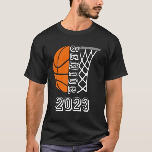 卒業シニアクラス2023卒業バスケットボールP Tシャツ (正面)