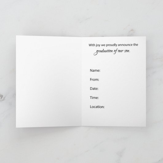 卒業ソンフォーフォトカスタマイズ可能な発表 カード (内部)