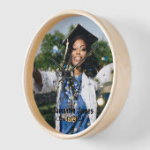 卒業パーソナライズされた写真と名前 壁時計 (傾斜)