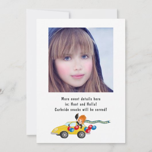 卒業パーティーで運転するシニア女性の写真 招待状