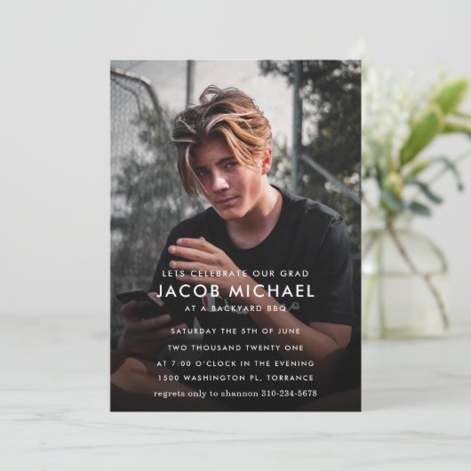 卒業パーティーのミニマル写真 招待状 (スタンド正面)