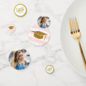 卒業パーティーの写真の金ゴールドのグリッターのピンクのテーブル コンフェッティ (グループ)