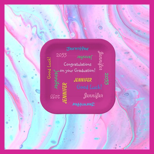 卒業パーティーの名前を繰り返すおもしろいホットピンク ペーパープレート