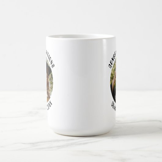 卒業パーティーパーソナライズされたの写真と名前 コーヒーマグカップ (中央)