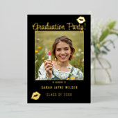 卒業パーティーブラック&ピンクリッスティックキス 箔招待状 (立ち正面)