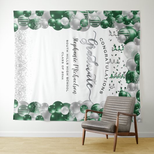 卒業パーティーホワイトグリーンバルーンストリーマー タペストリー (インサイチュ(横))