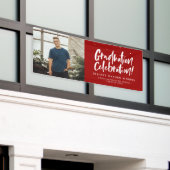 卒業パーティー1枚の写真おもしろい赤 横断幕 (ビルの外側)