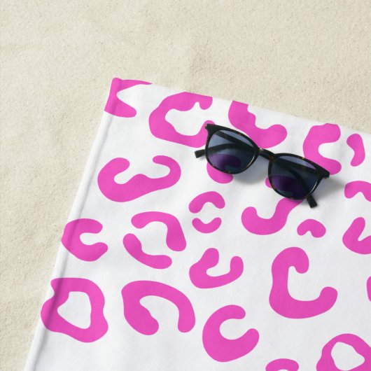 卒業ピンクヒョウビーチタオル ビーチタオル (インサイチュ)