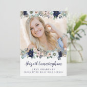 卒業フローラネイビーブルー赤面ピンクスクリプト 招待状 (スタンド正面)