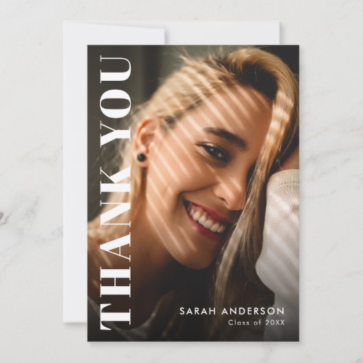 卒業モダン後の写真と白写真卒業 サンキューカード (正面)