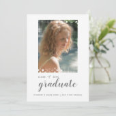 卒業モダン編集可能な写真 招待状 (スタンド正面)
