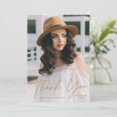 卒業モダン金ゴールドスクリプト写真卒業 サンキューカード (スタンド正面)