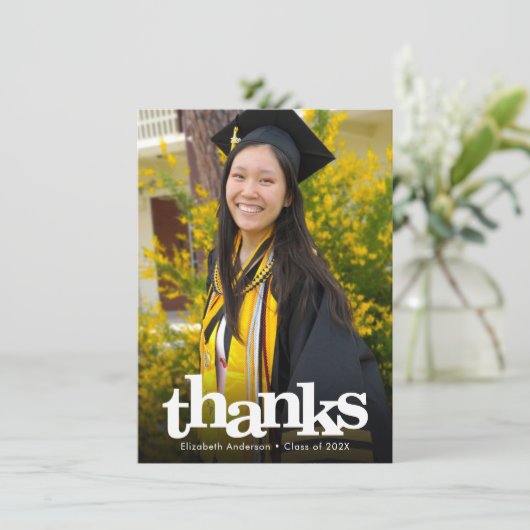 卒業写真はっきりしたシンプルタイポグラフィ サンキューカード (スタンド正面)