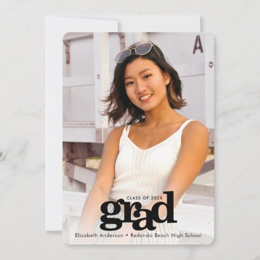 卒業写真はっきりしたモダンシンプルタイポグラフィ 案内状 (正面)