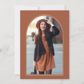 卒業写真アーチterracotta pampas植物学 招待状 (裏面)