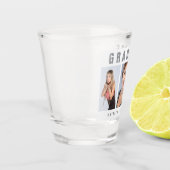 卒業写真コラージュおめでとう白 ショットグラス (左)