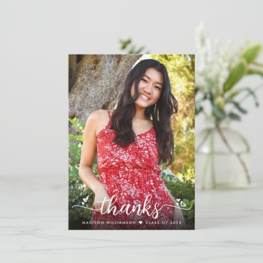 卒業写真スクリプトハートシンプルモダンのはっきりした サンキューカード (スタンド正面)