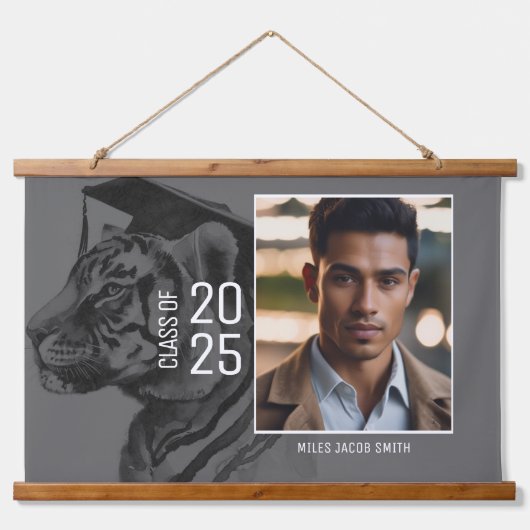 卒業写真ディスプレイウッドトップウォールタペストリー 吊り下げ型タペストリー (正面)
