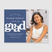 卒業写真ネイビーはっきりした日付の保存モダン マグネット招待状 (正面)