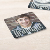 卒業写真ミニマルモダンタイポグラフィ スクエアペーパーコースター (アングル)