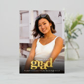 卒業写真モダンはっきりしたタイポグラフィ実在金ゴールド 箔招待状 (立ち正面)