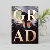 卒業写真モダン金ゴールドが押さはっきりしたれた 箔招待状 (立ち正面)