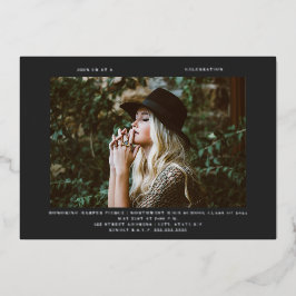 卒業写真ラインアートダークグレー 箔招待状