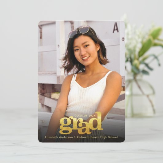 卒業写真金ゴールドはっきりしたモダンタイポグラフィ 案内状 (スタンド正面)