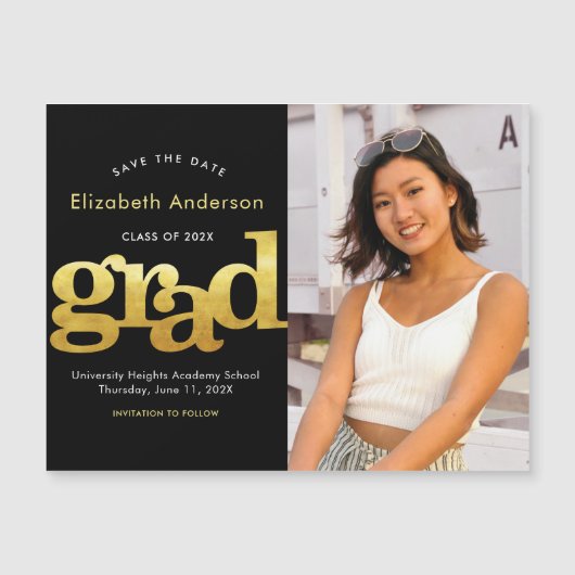 卒業写真金ゴールドブラックタイポグラフィ日 マグネット招待状 (正面)