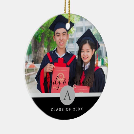 卒業写真 – ギフトとお知らせカスタムの セラミックオーナメント (右)