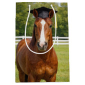 卒業帽をかぶった馬 ミディアムペーパーバッグ (正面)
