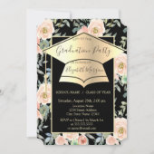 卒業帽、花、黒の背景にローズ ブラック卒業 招待状 (正面)